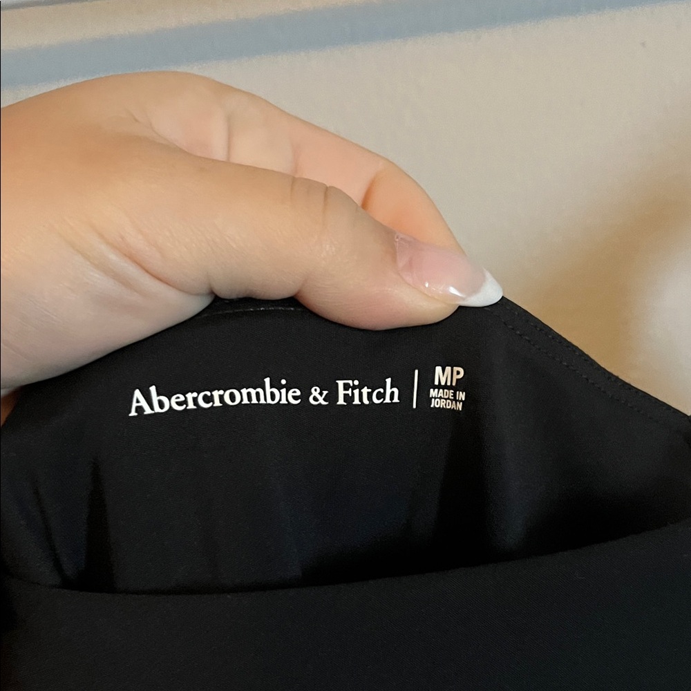 Black Sleeveless Dress activewear - Picture 2 of 3
